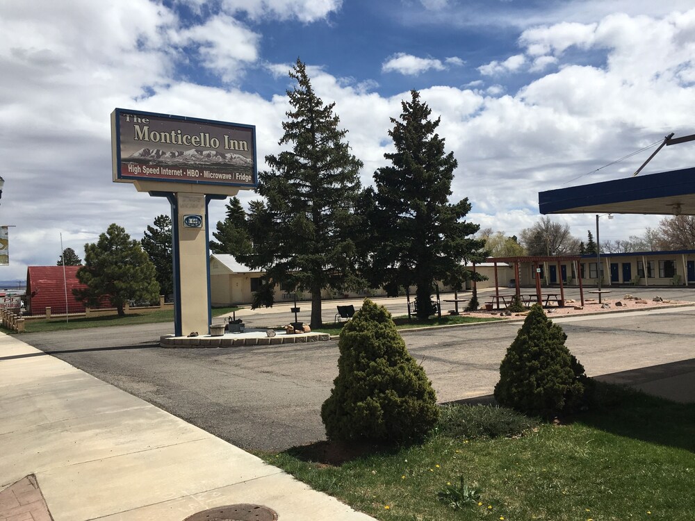 The Monticello Inn in Monticello, United States