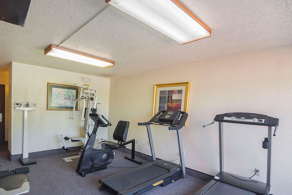Hotel Super 8 Sulphur Springs - photo 3