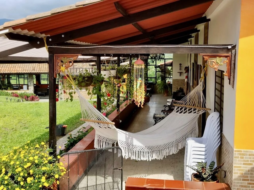 Finca Hotel Tierra Bella in Circasia, Colombia
