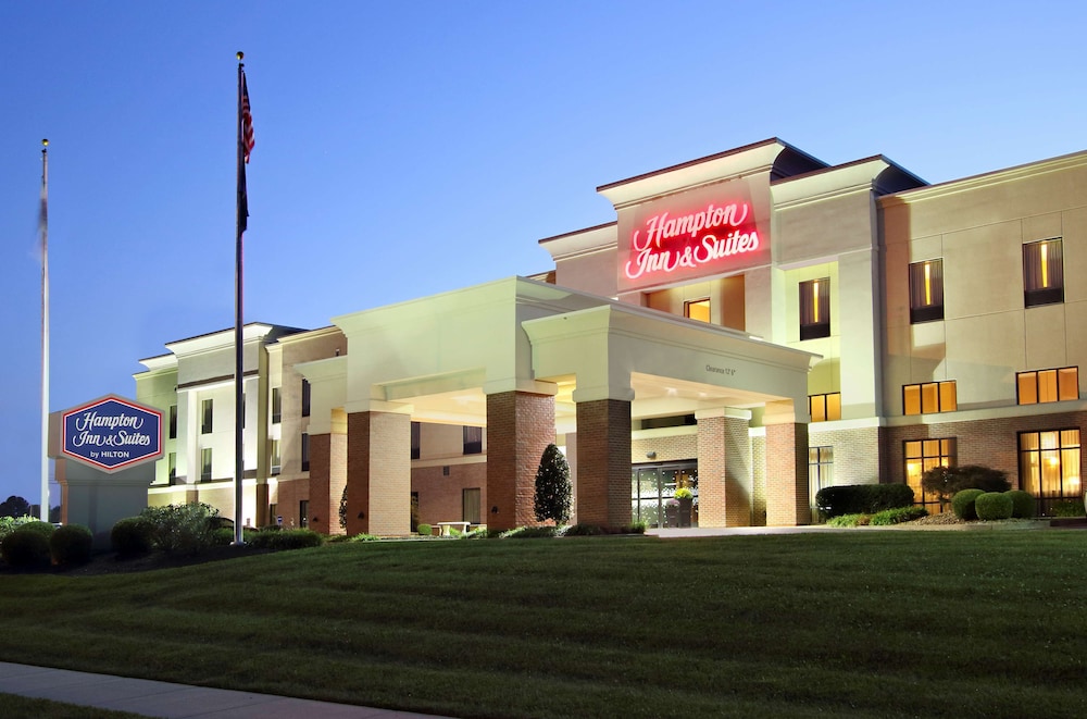 Hampton Inn & Suites Madisonville - photo 42