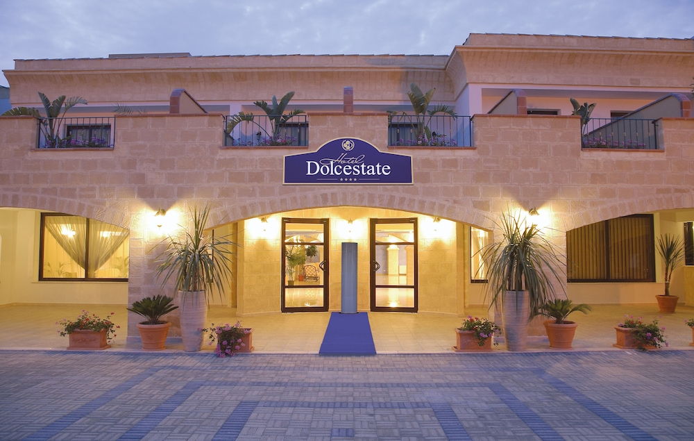 Hotel Dolcestate — Campofelice Di Roccella — photo 2