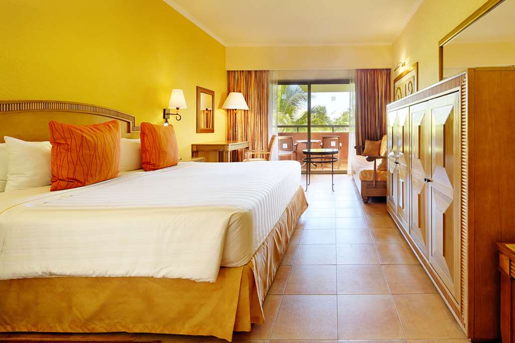BMAYACO ROOM