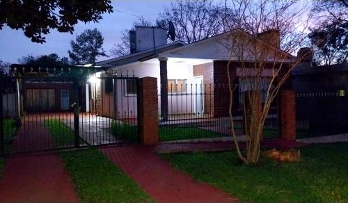Bella Casa En Villa Libertad — 4-Star Luxury Hotel in Leandro N. Alem, Argentina