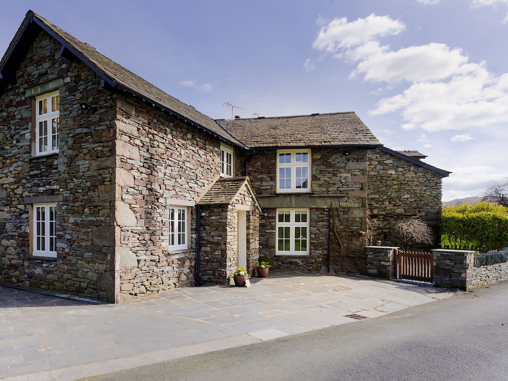 Tilly's Cottage — 4-Star Luxury Hotel in Ambleside, United Kingdom