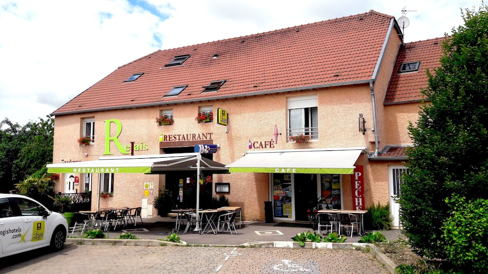 Hôtel Relais du Lac in Langres, France