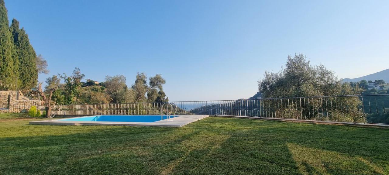 Jolie Maison Au Calme — 4-Star Luxury Hotel in Menton, France