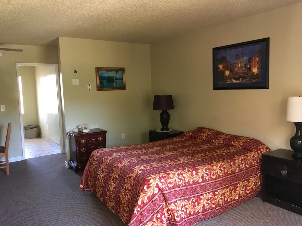 Ha' Penny Inn - photo 8