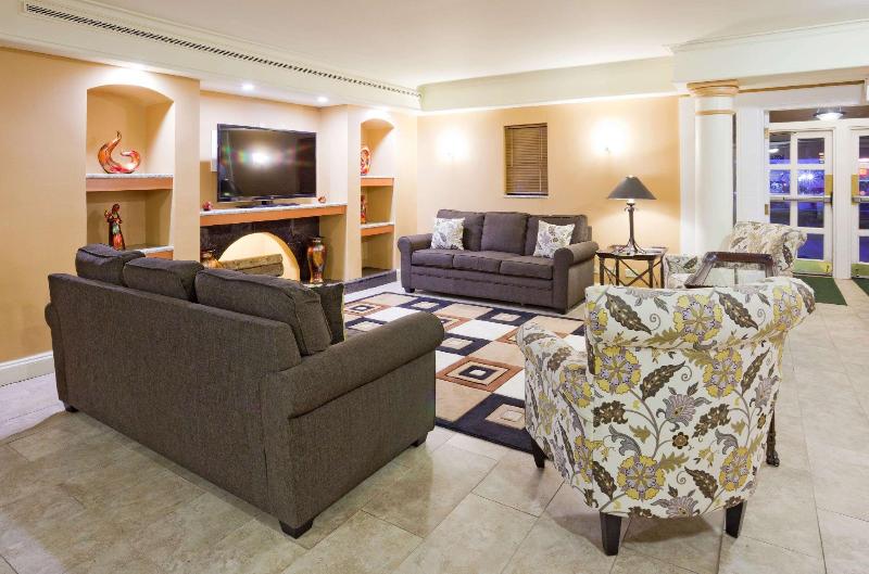 La Quinta Inn Chicago O'Hare Nr. 6072 - photo 17