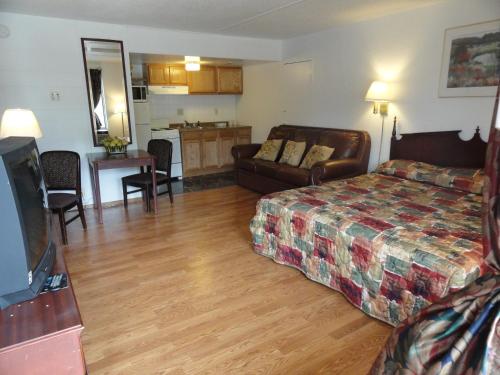 Grand Rapids Inn - photo 3