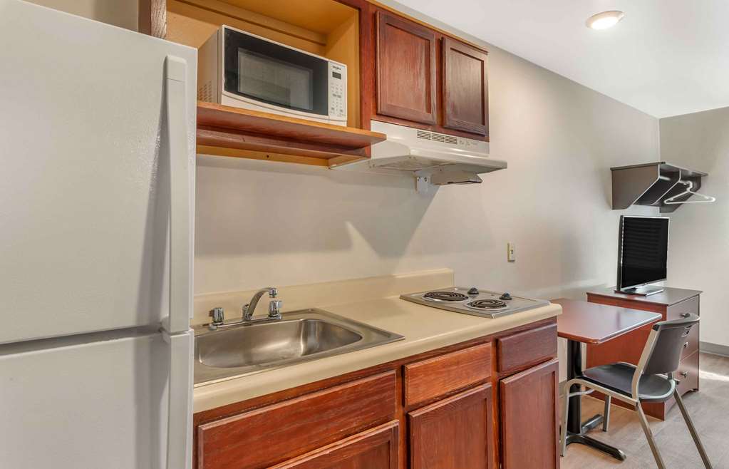 Extended Stay America Select Suites Little Rock Southwest - photo 8