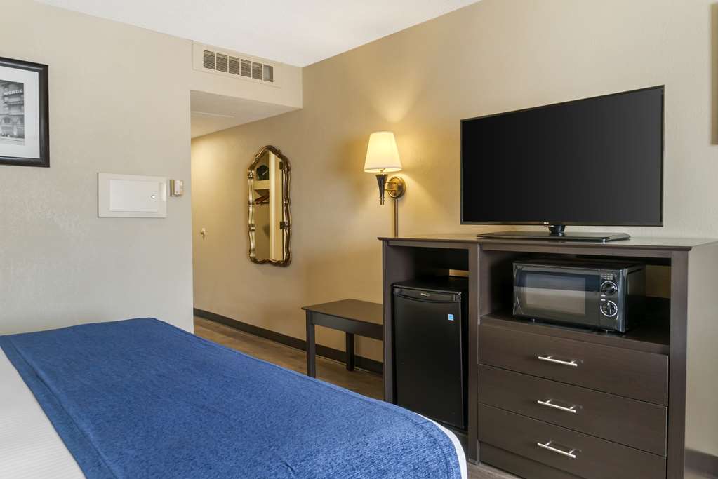 Best Western Greenfield Inn - photo 32