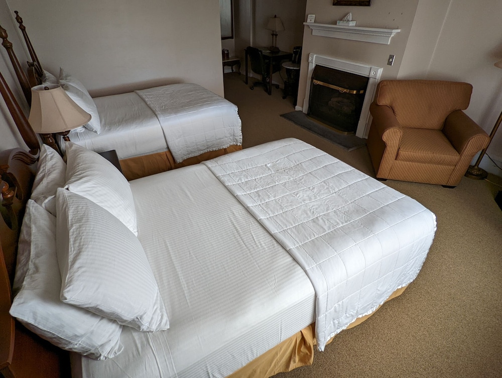 The Lucerne Inn - photo 12