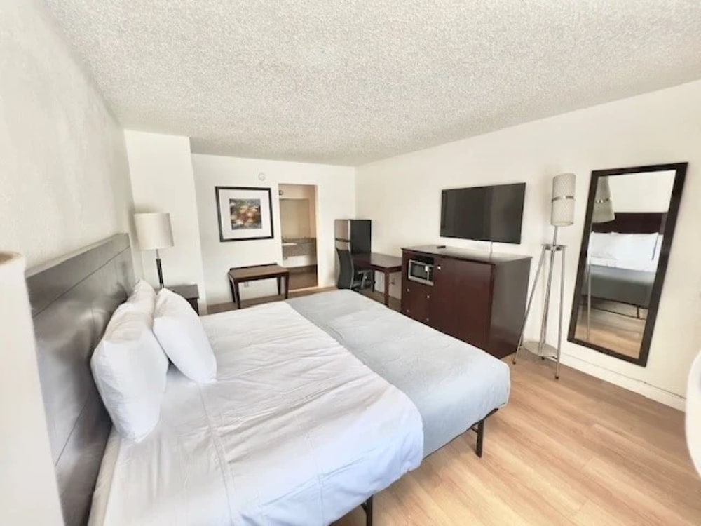 Airport Inn in Tulsa, United States