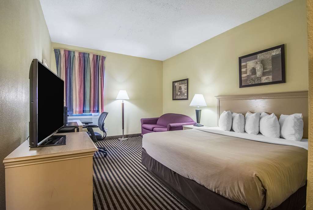 Baymont by Wyndham North Myrtle Beach - photo 10