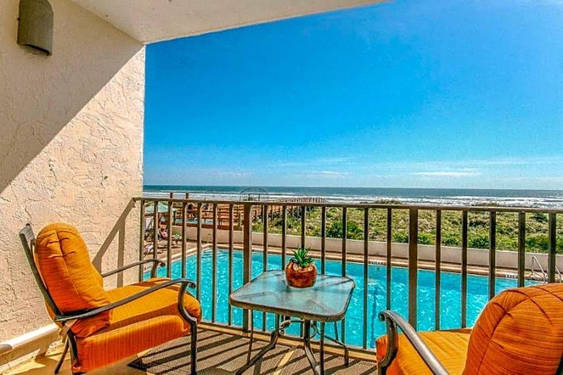 Beacher's Lodge Oceanfront Suites - photo 48