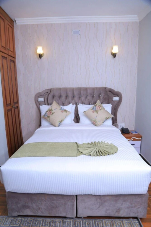 Gambella Hotel - last minute hotel in Addis Ababa