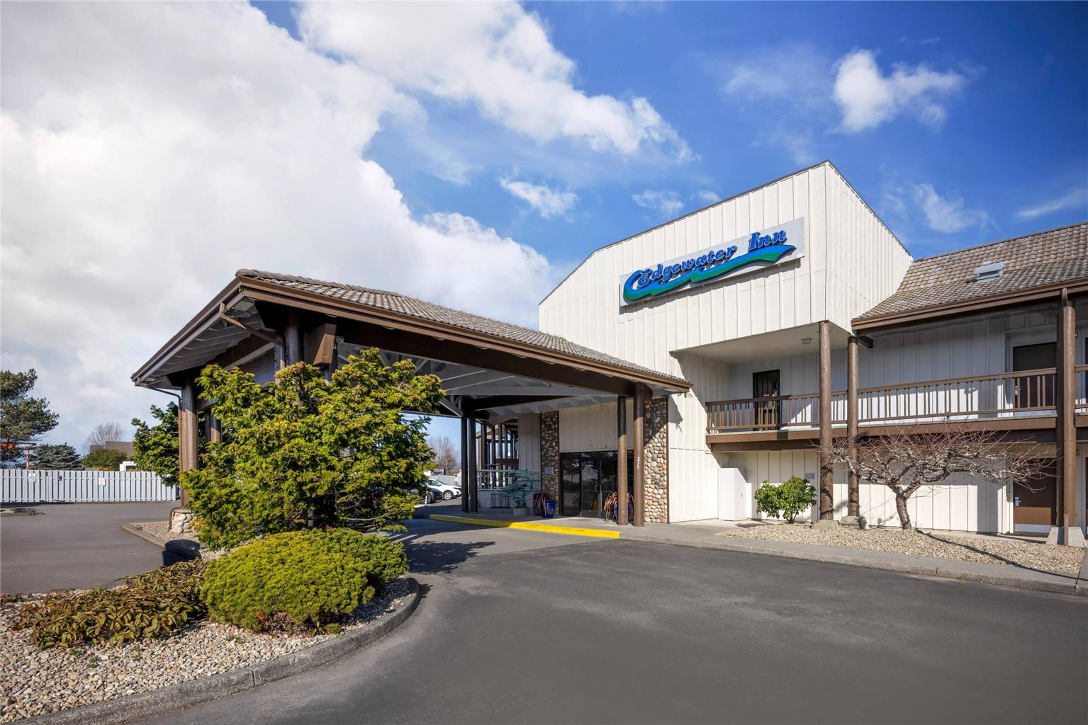 Edgewater Inn and Suites an Ascend Collection Hotel in Coos Bay, United States