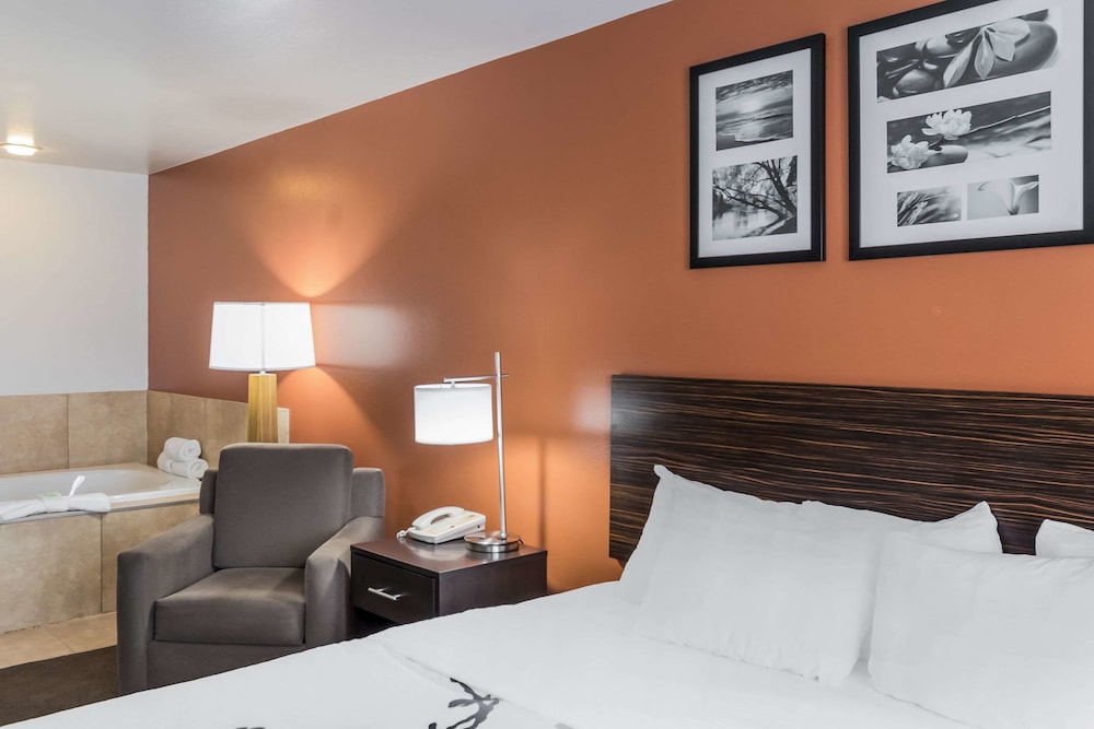 Sleep Inn North Liberty - photo 19
