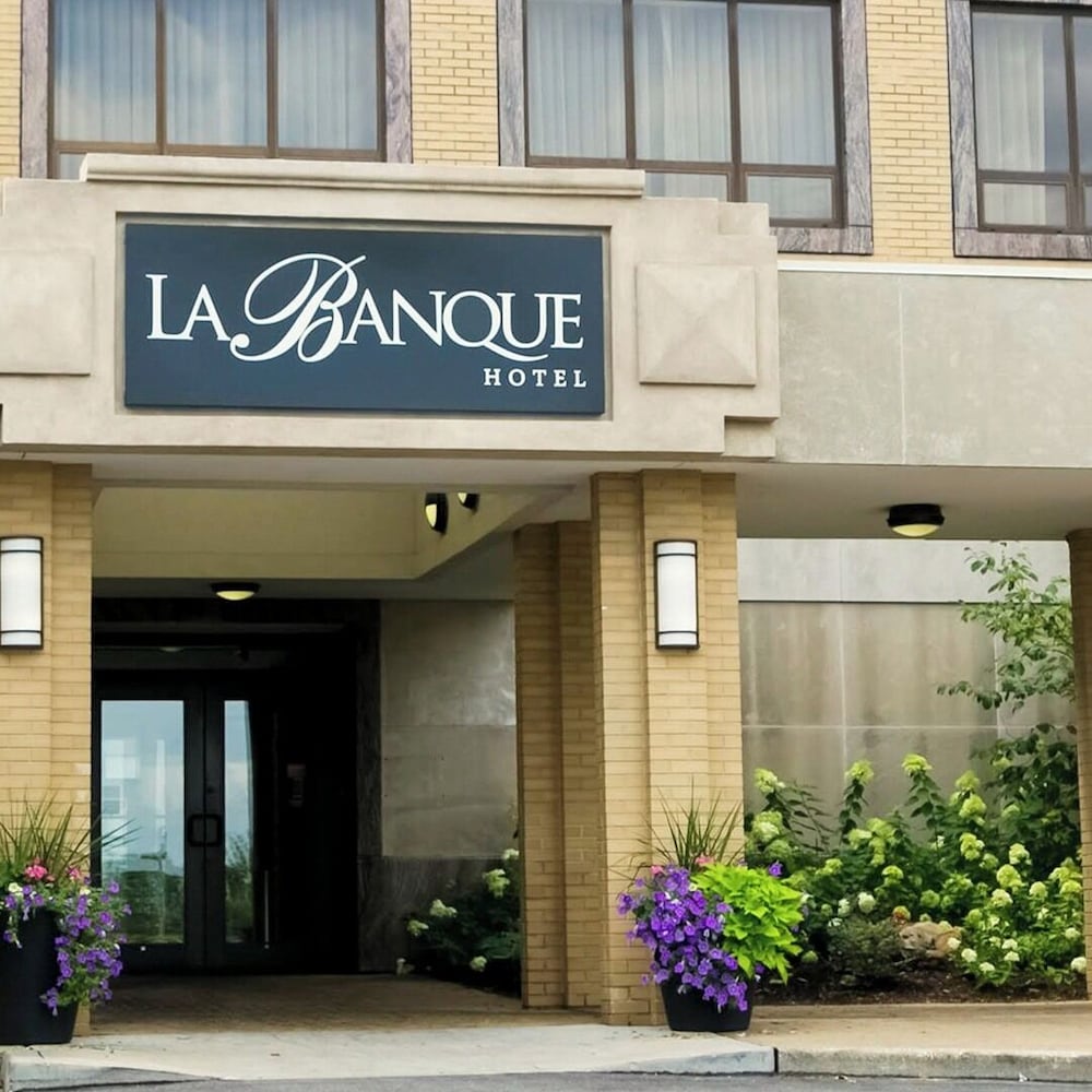 La Banque Hotel - photo 38