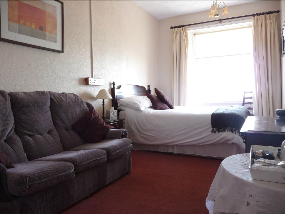The Esplanade - carbon neutral hotel in Weymouth