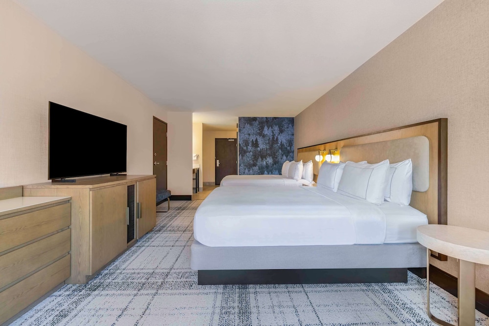 The Newberry Hotel Bend Tapestry Collection by Hilton - photo 31