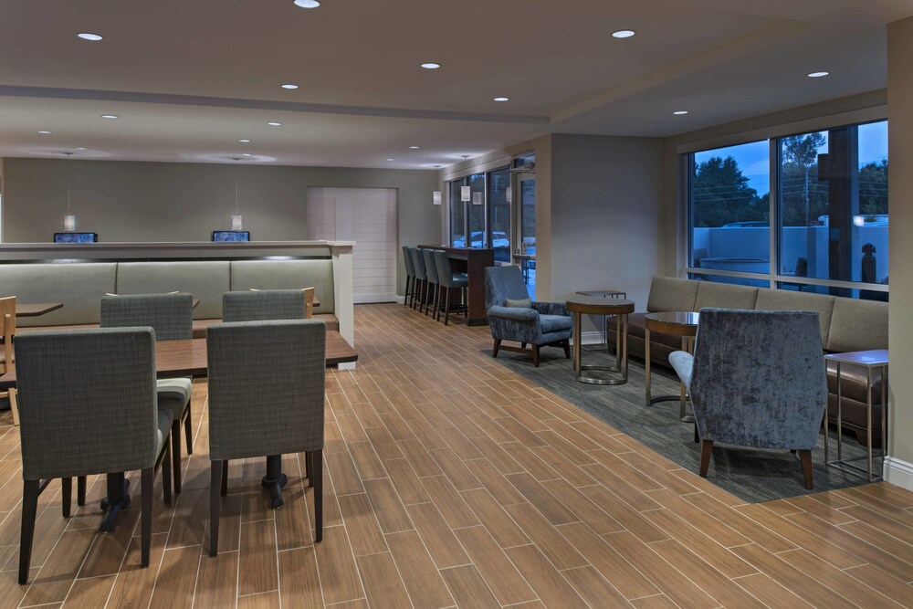 Towneplace Suites Lake Charles - photo 17