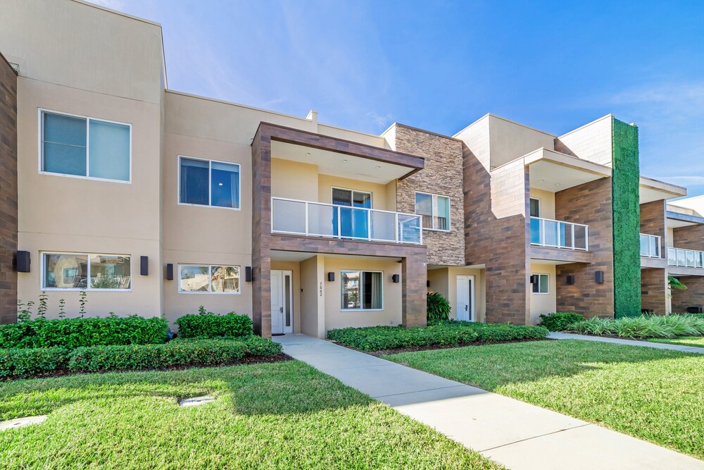Modern Magic Village Resort Townhouse 7662 - photo 43