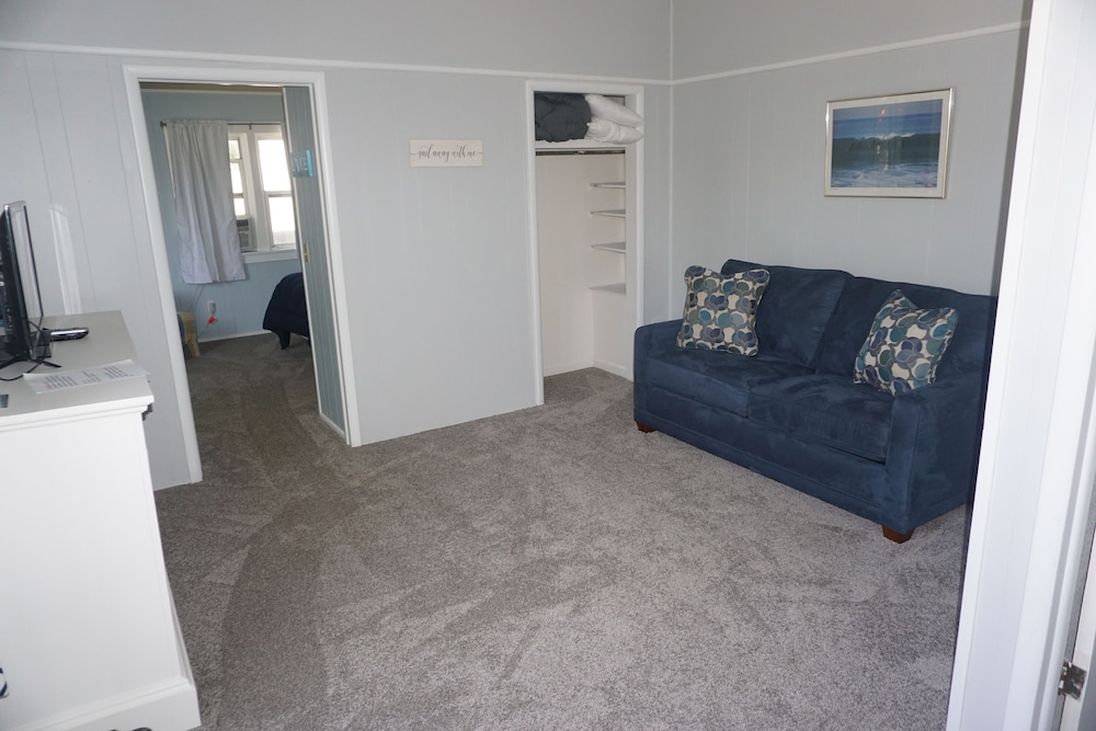 Charlevoix House - photo 20