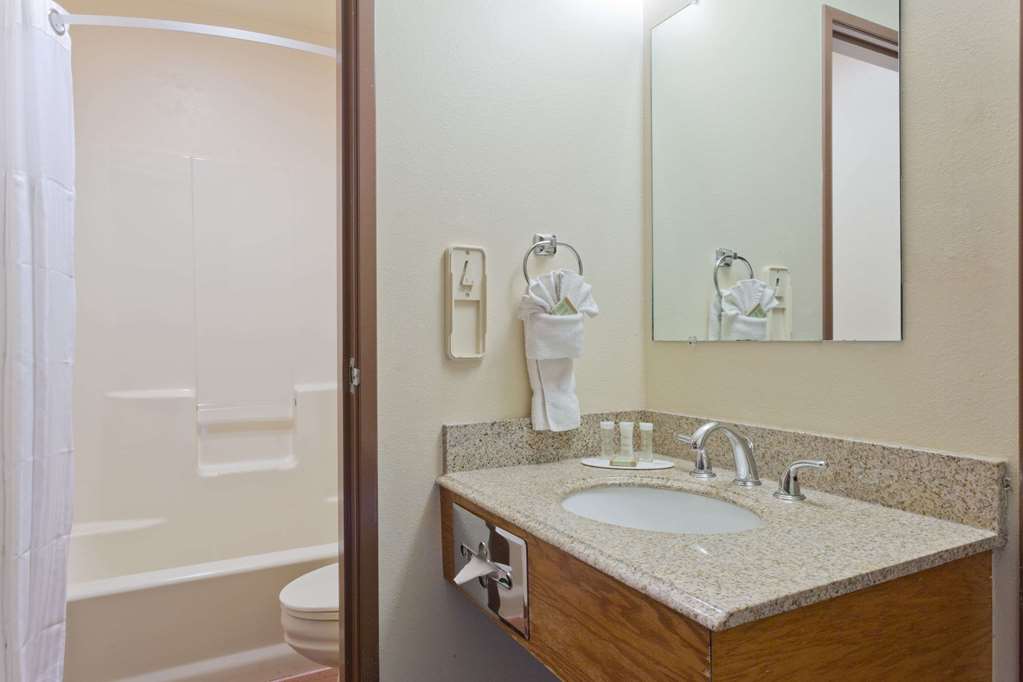 Super 8 by Wyndham Richfield UT - photo 13