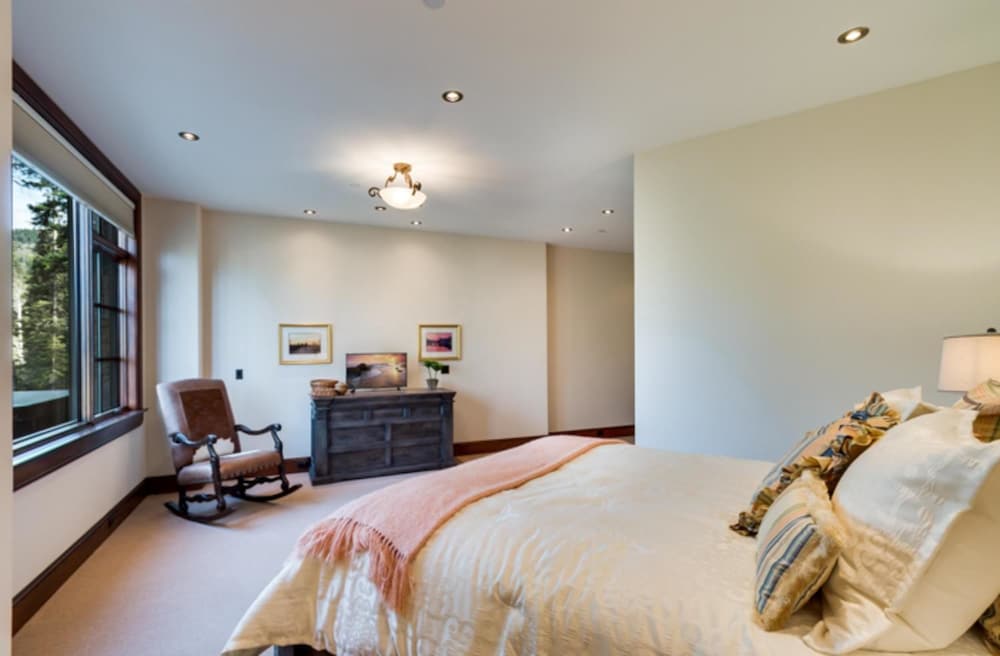 Timber Creek 10 Bedroom Holiday home By Accommodations in Telluride — 4-Star Luxury Hotel in Telluride, United States