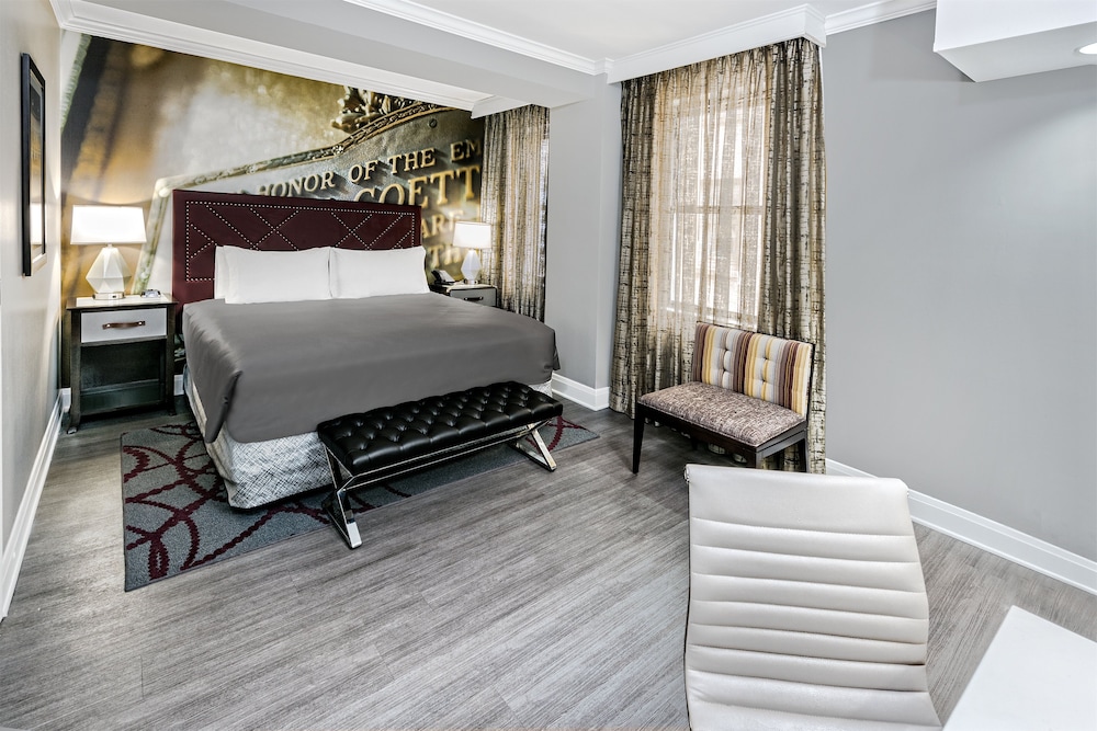 Hotel Indigo Dallas Downtown by IHG - photo 10