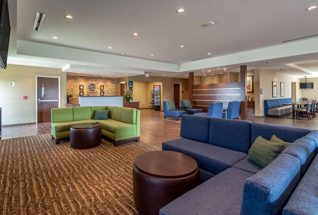 Comfort Inn & Suites Harrisburg Airport Hershey South - photo 8