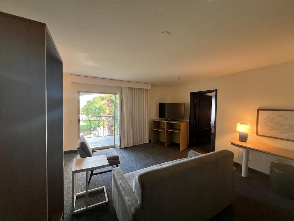 Spark by Hilton Glendale Phoenix North - photo 31