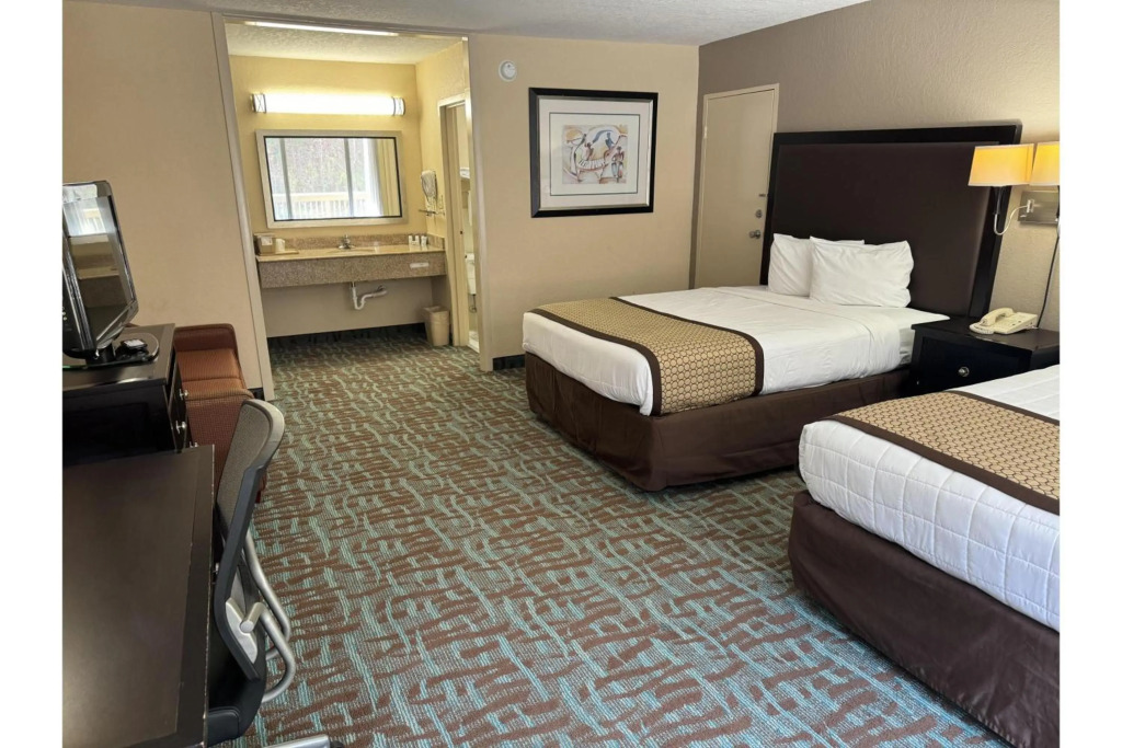 Travelodge by Wyndham Harriman - photo 27