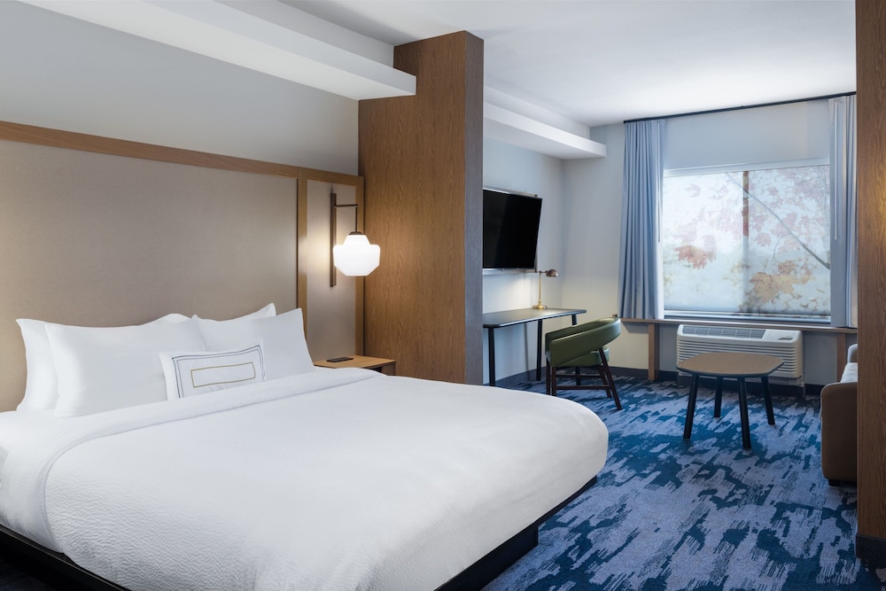 Fairfield Inn & Suites by Marriott Minneapolis North - photo 7