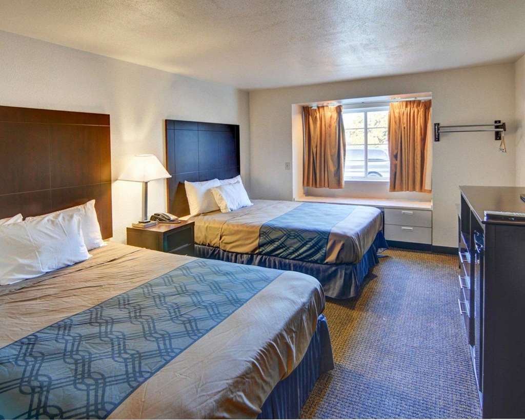Rodeway Inn & Suites Lewisville I 35 - photo 13
