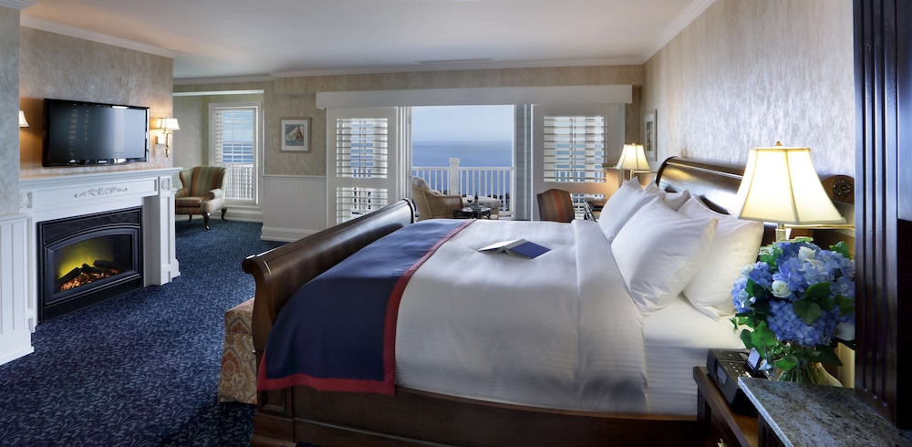 Madison Beach Hotel - photo 27