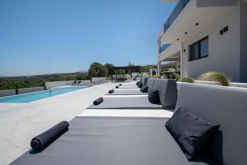 Leeva Oasis Villa — 4-Star Luxury Hotel in Rethymno, Greece