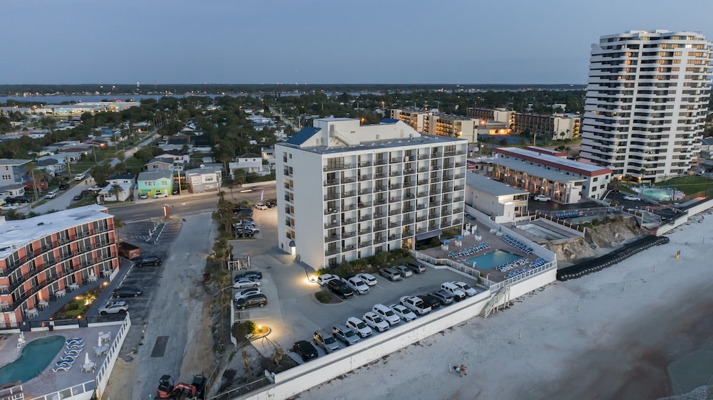 Tropical Winds Oceanfront Hotel - photo 99
