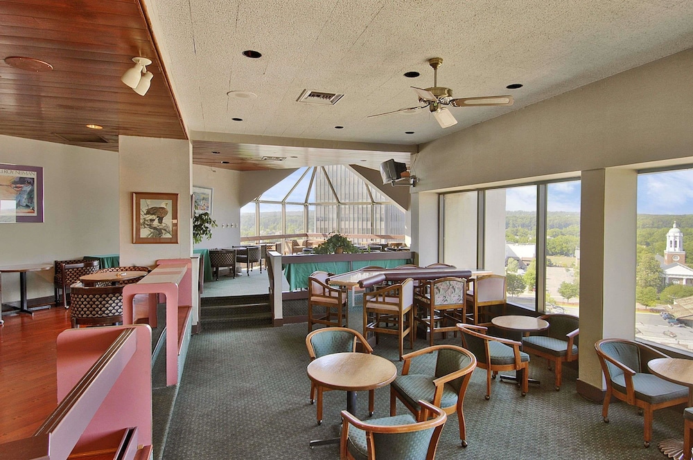 Ramada Hotel & Conf Center by Wyndham Augusta Downtown - photo 20