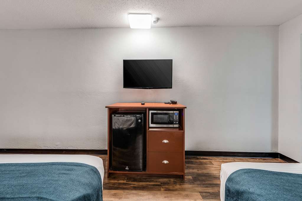 Motel 6 Tupelo MS Downtown - photo 13