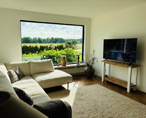 Springlands Farm - carbon neutral hotel in Beesel