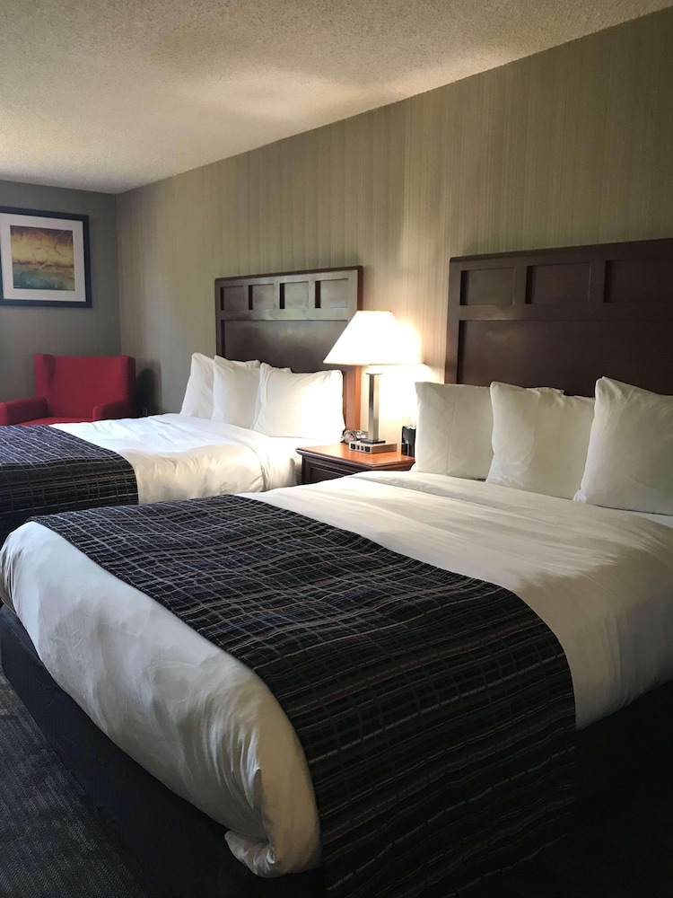 Country Inn & Suites by Radisson Delta Park North Portland - photo 22