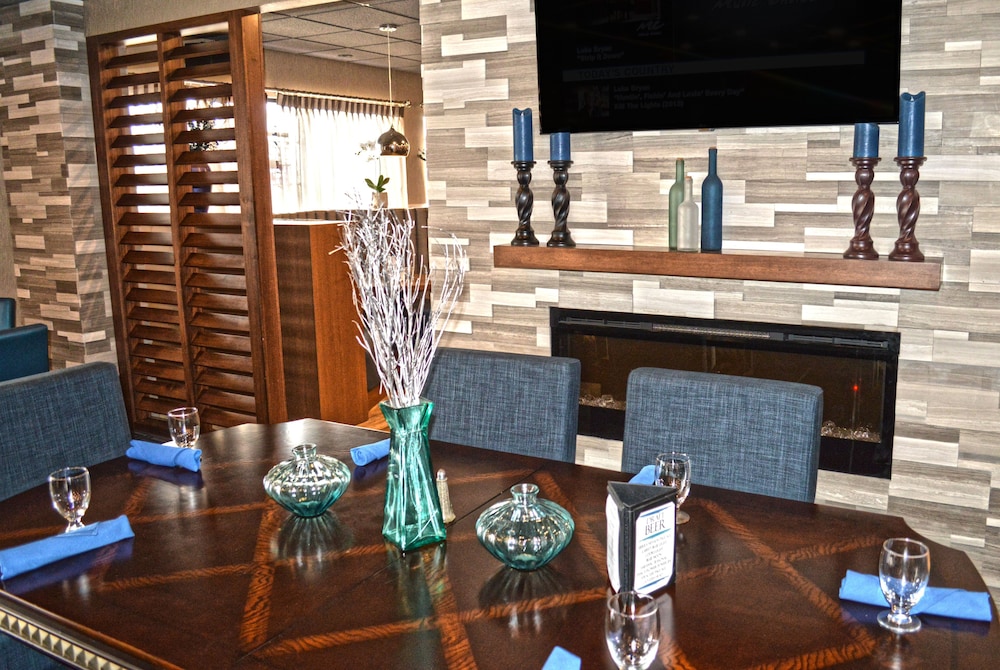 Holiday Inn & Suites Syracuse Airport Liverpool by IHG - photo 46