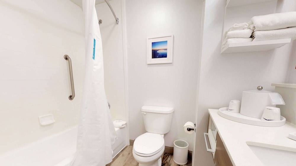 Hampton Inn St. Simons Island - photo 13