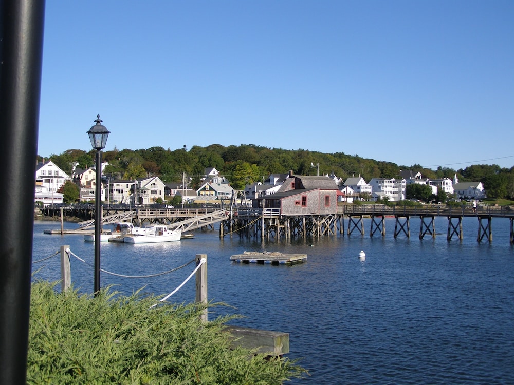 Boothbay Harbor Inn - photo 110