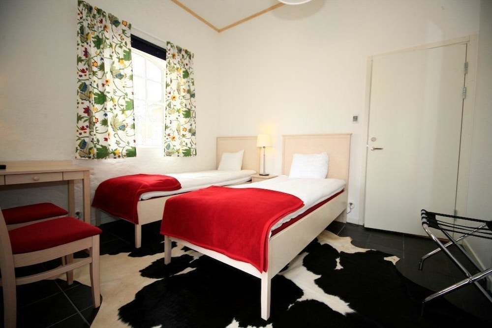 Wapnö Gårdshotell — Halmstad — photo 3