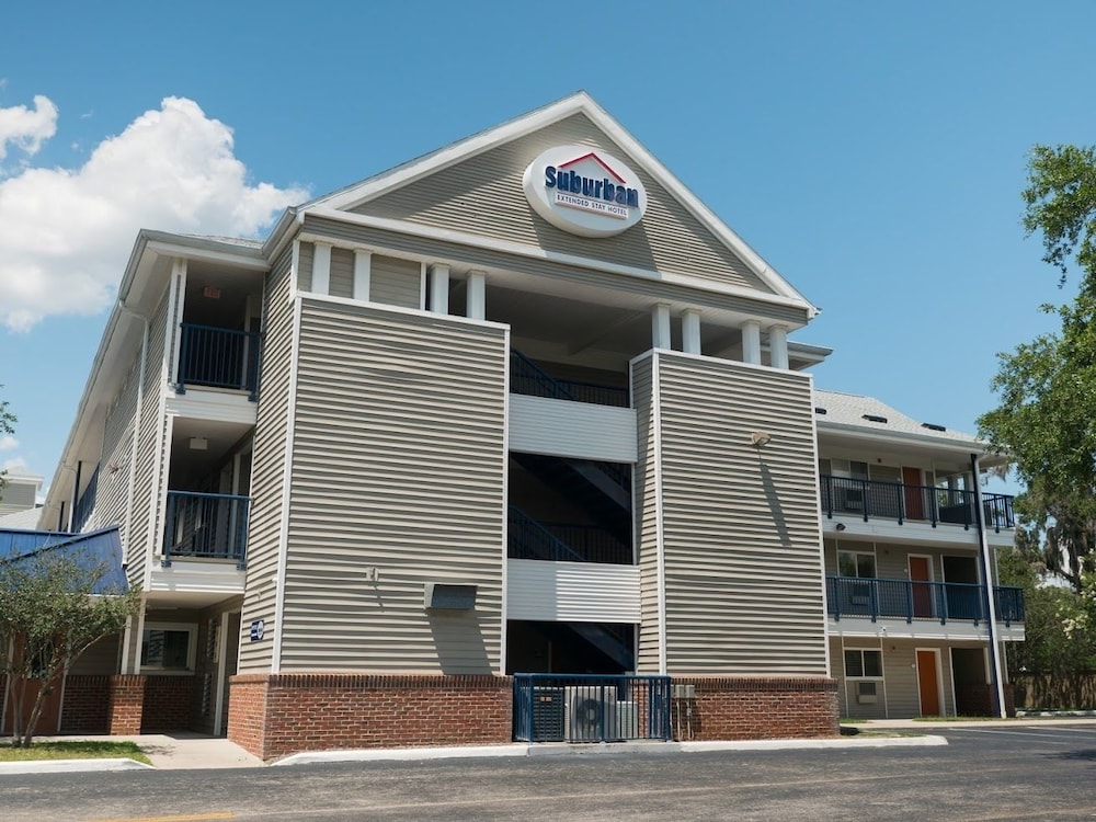 Birch Hill Suites Lakeland - photo 38