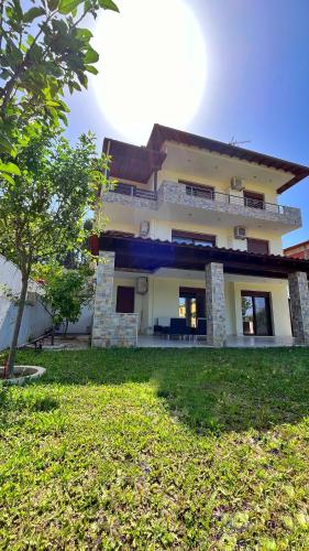 Granari Villa Areta — 4-Star Luxury Hotel in Pefkochori, Greece