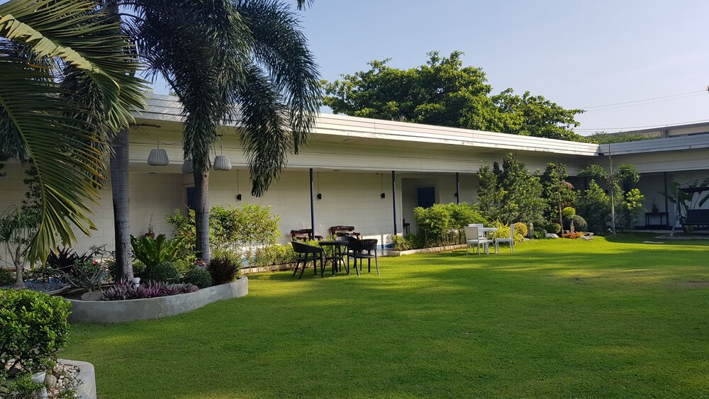 Hotel Bahia Subic in Olongapo, Philippines